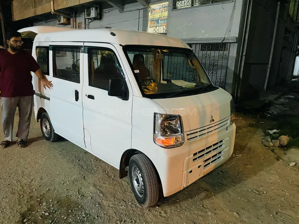 Mitsubishi Minicab 2025 for Sale in Karachi Image-1