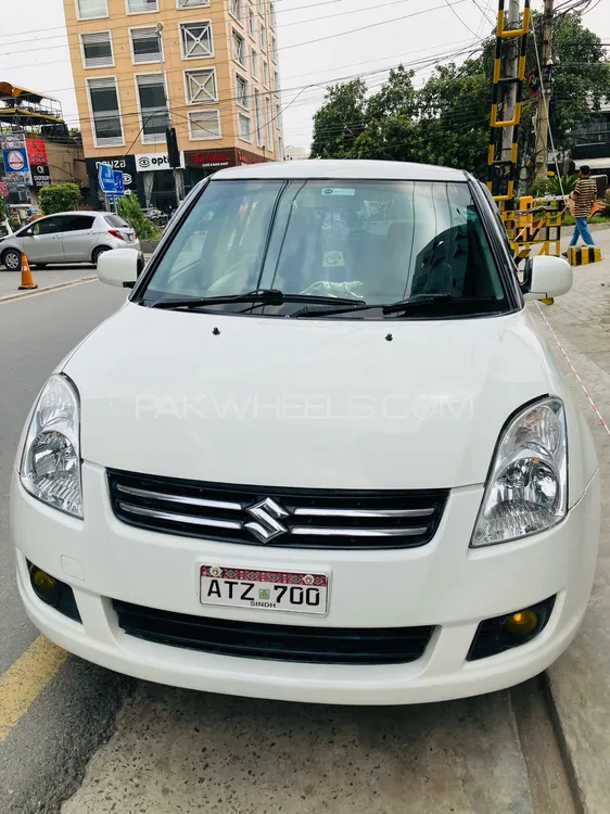 Suzuki Swift 2010 for Sale in Lahore Image-1