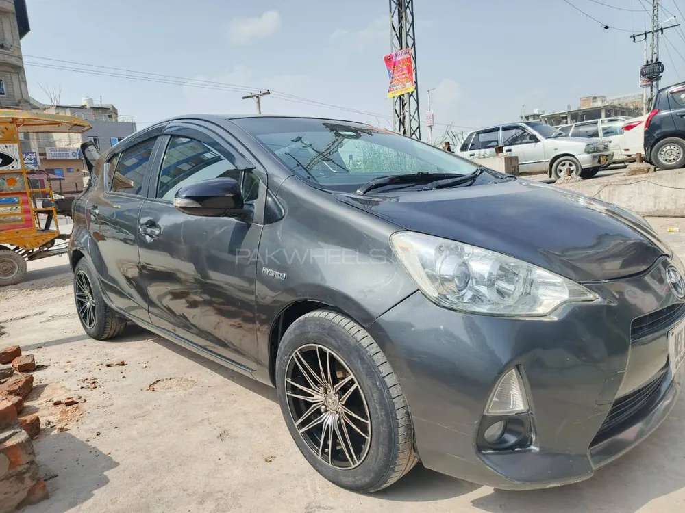 Toyota Aqua 2013 for Sale in Islamabad Image-1