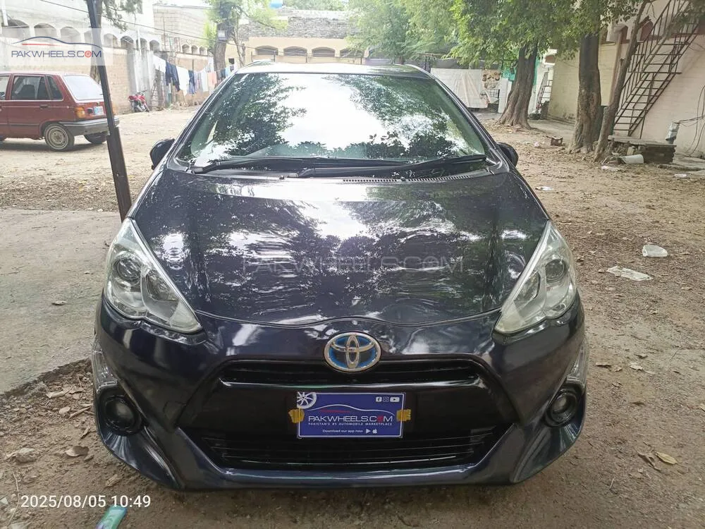 Toyota Aqua 2015 for Sale in Islamabad Image-1