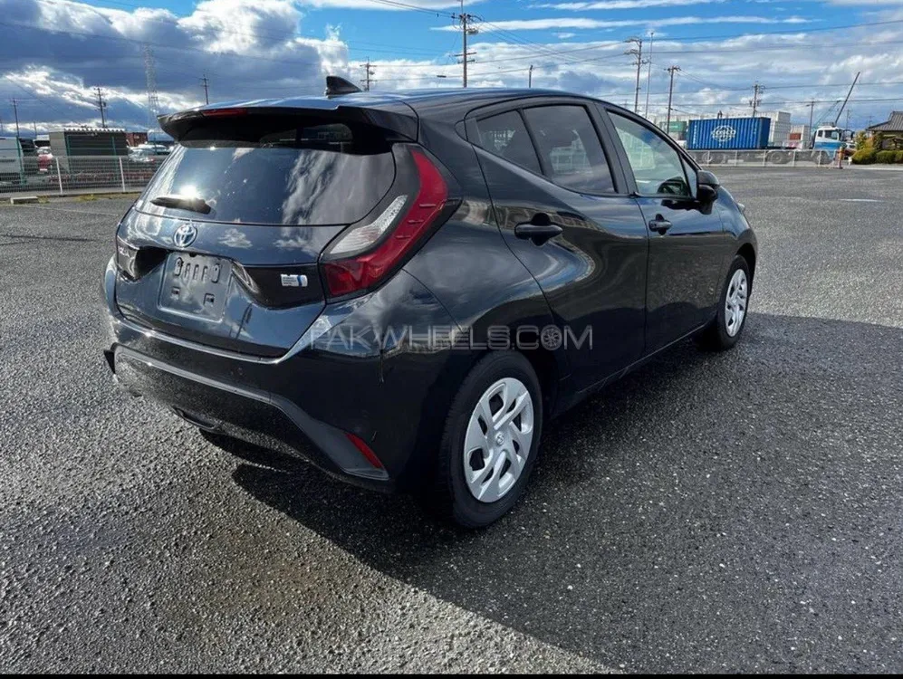 Toyota Aqua 2021 for Sale in Multan Image-1