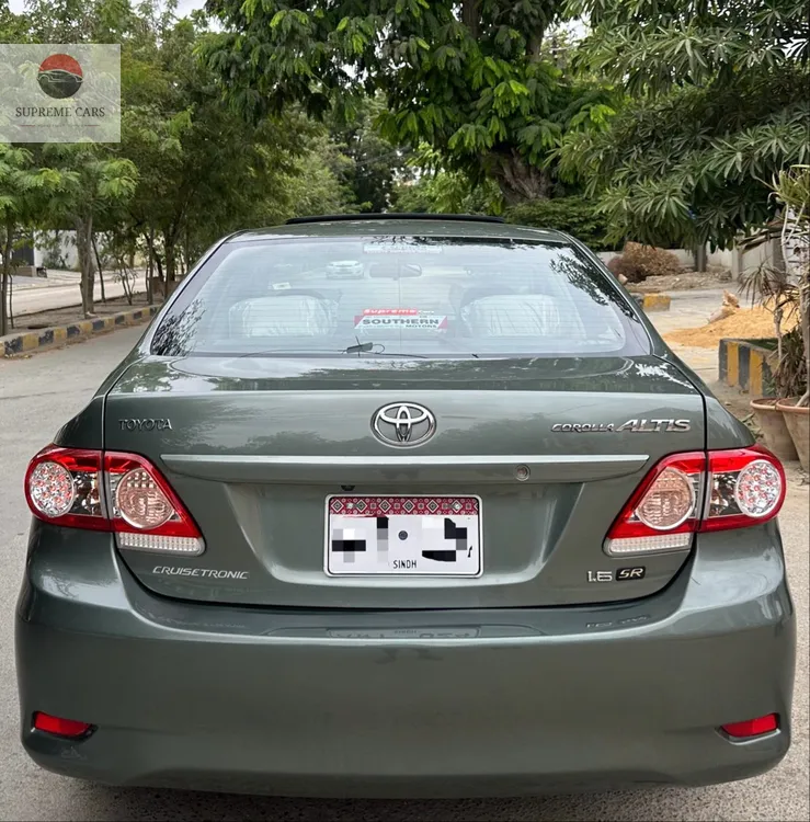 Toyota Corolla 2012 for Sale in Karachi Image-1
