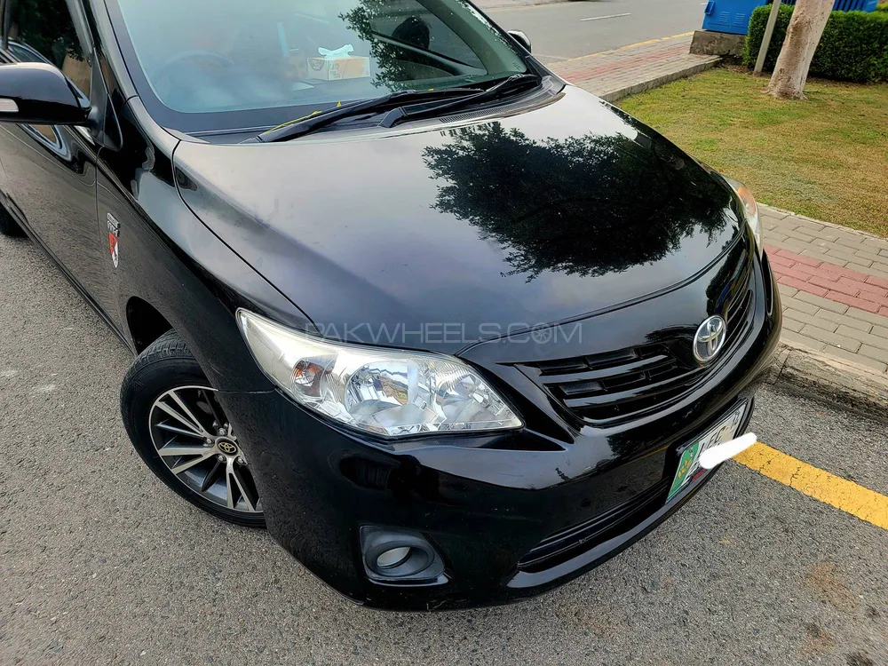 Toyota Corolla 2014 for Sale in Lahore Image-1