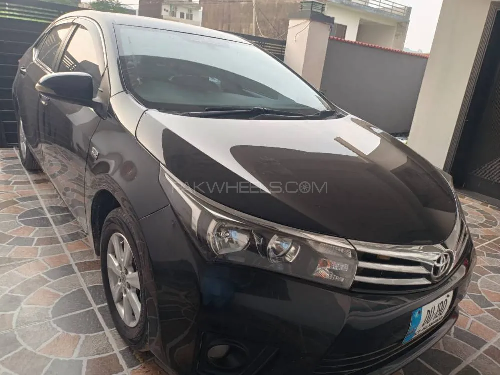 Toyota Corolla 2015 for Sale in Islamabad Image-1