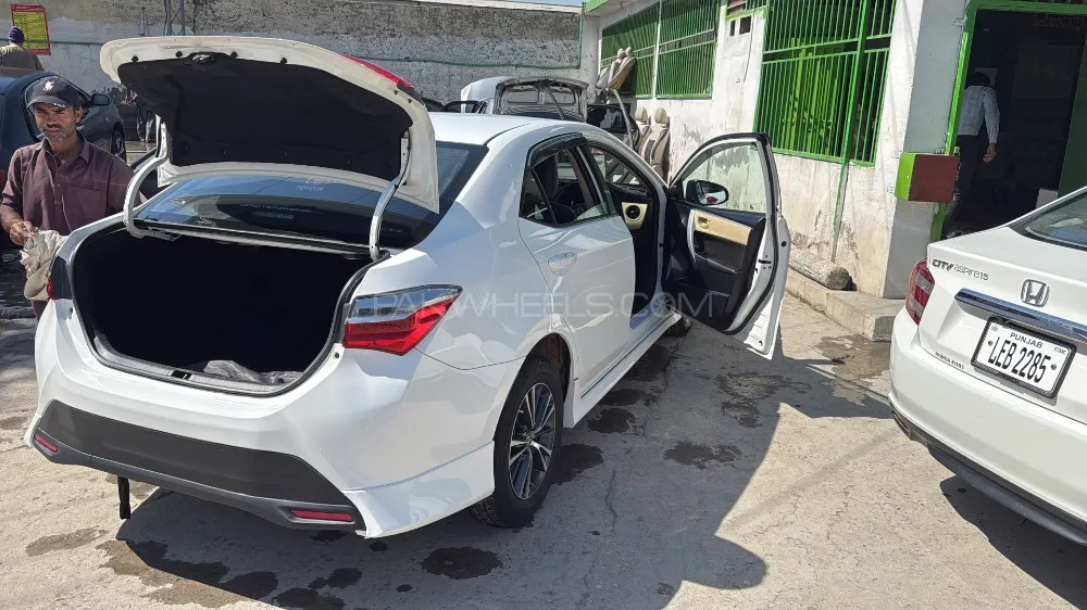 Toyota Corolla 2017 for Sale in Taxila Image-1