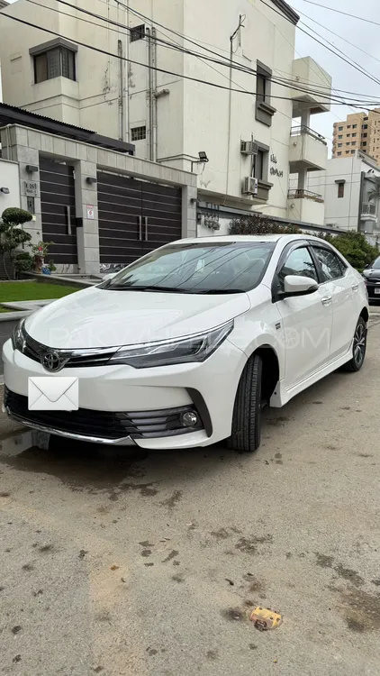 Toyota Corolla 2019 for Sale in Karachi Image-1
