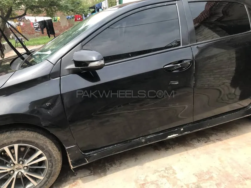 Toyota Corolla 2014 for Sale in Lahore Image-1