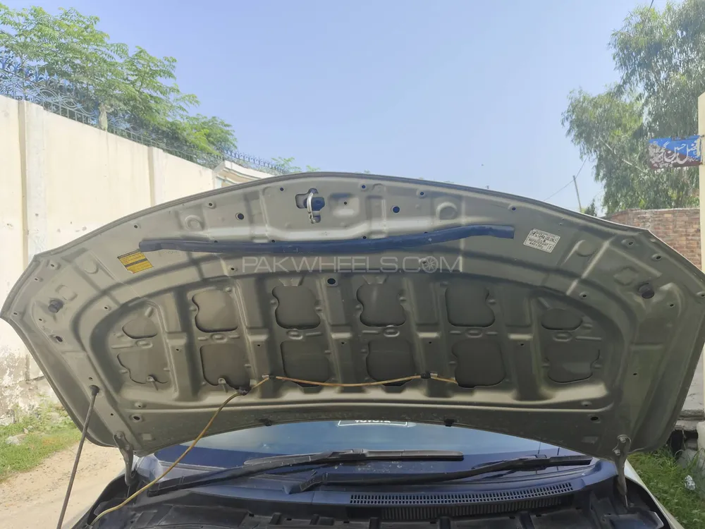 Toyota Corolla 2011 for Sale in Tatlay Wali Image-1
