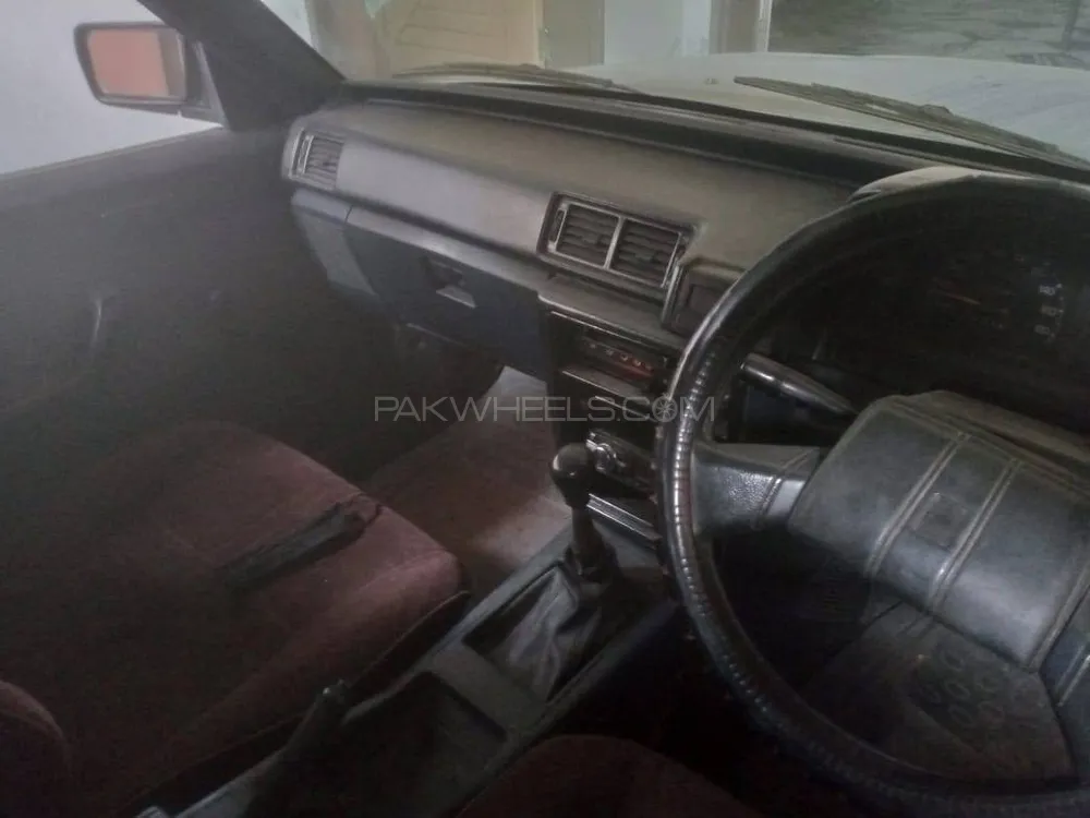 Toyota Cressida 1990 for Sale in Dina Image-1