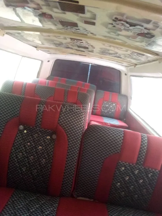 Toyota Hiace 1983 for Sale in Mardan Image-1