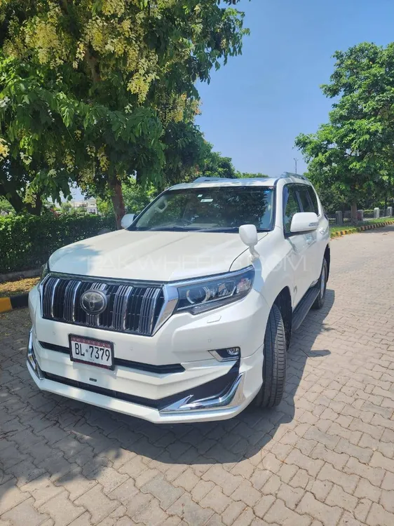 Toyota Prado 2018 for Sale in Lahore Image-1