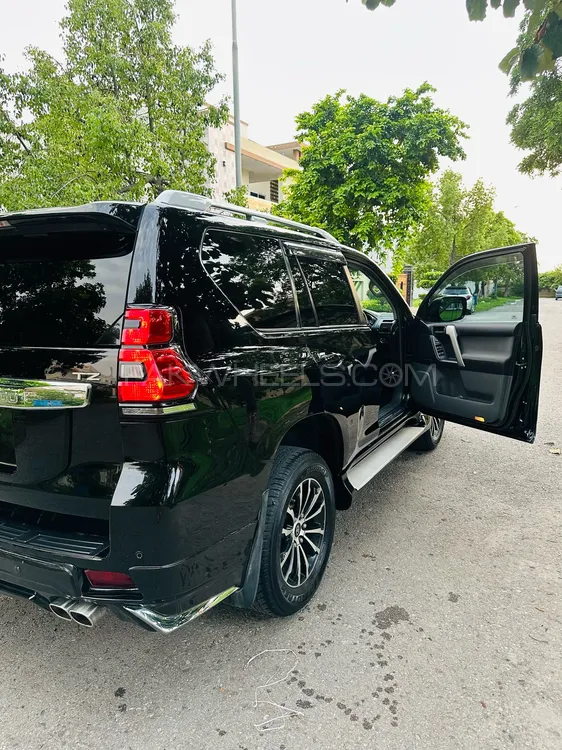 Toyota Prado 2016 for Sale in Gujranwala Image-1