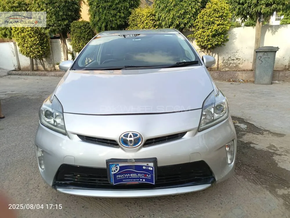 ٹویوٹا پریوس 2013 for Sale in اسلام آباد Image-1
