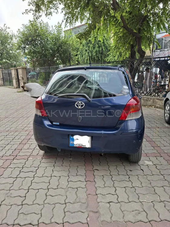 Toyota Vitz 2007 for Sale in Islamabad Image-1