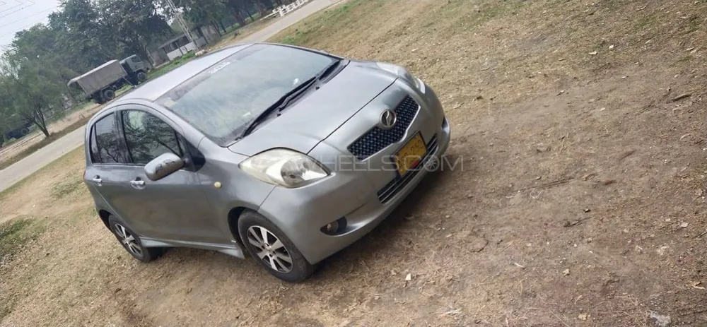 Toyota Vitz 2007 for Sale in Gujranwala Image-1