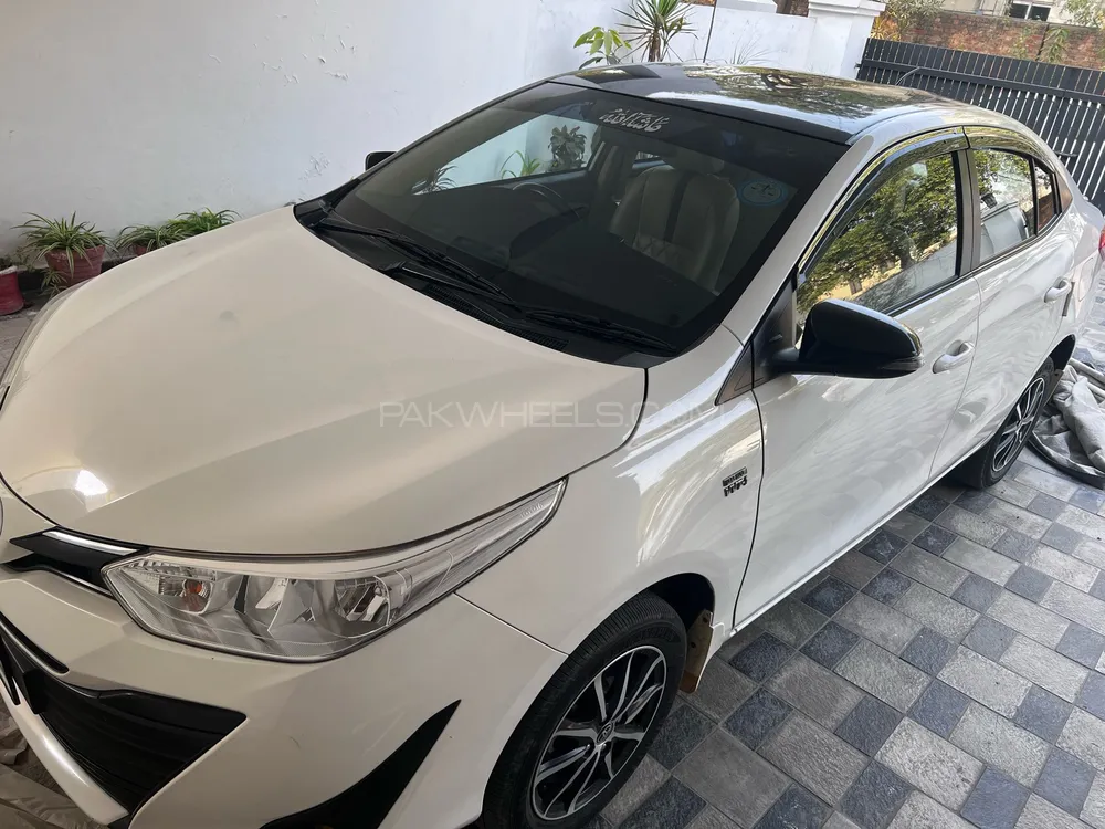 Toyota Yaris Sedan 2021 for Sale in Lahore Image-1