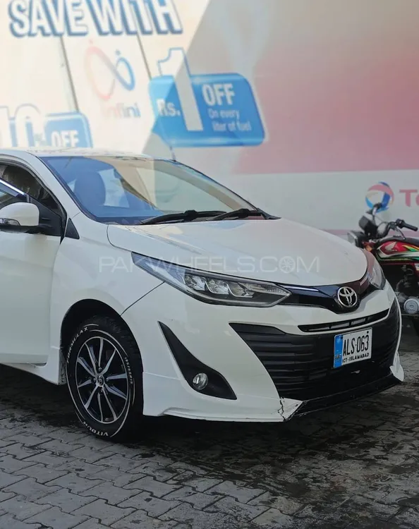 Toyota Yaris Sedan 2020 for Sale in Lahore Image-1