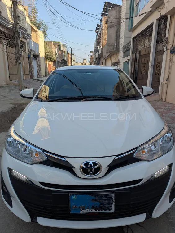 Toyota Yaris Sedan 2022 for Sale in Multan Image-1