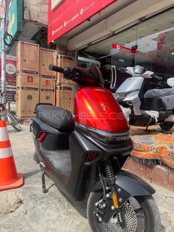 Evee S1 2025 for Sale Image-1