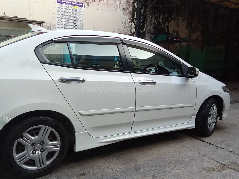 Honda City 2018 for Sale in Lahore Image-1