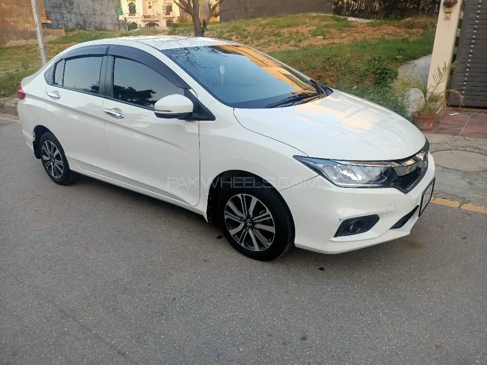 Honda City 2022 for Sale in Islamabad Image-1