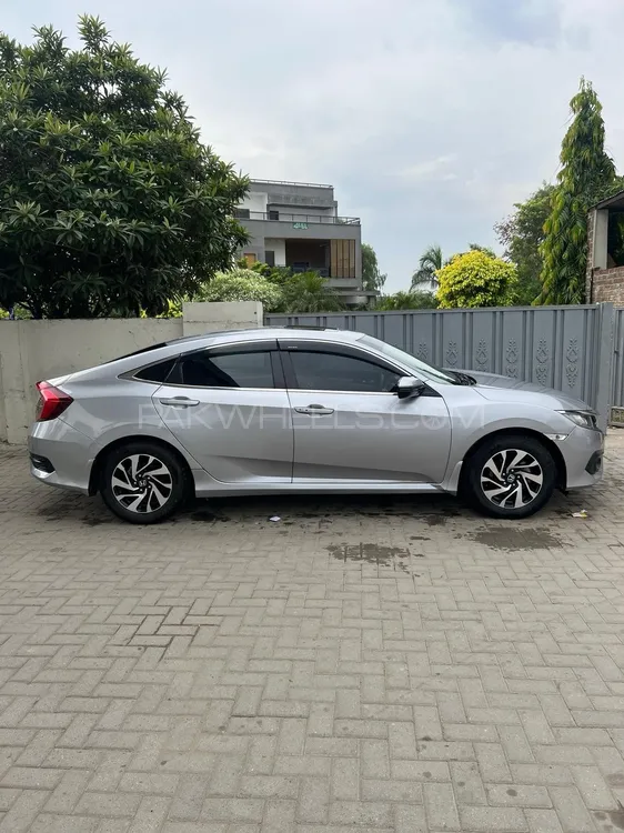 Honda Civic 2017 for Sale in Islamabad Image-1