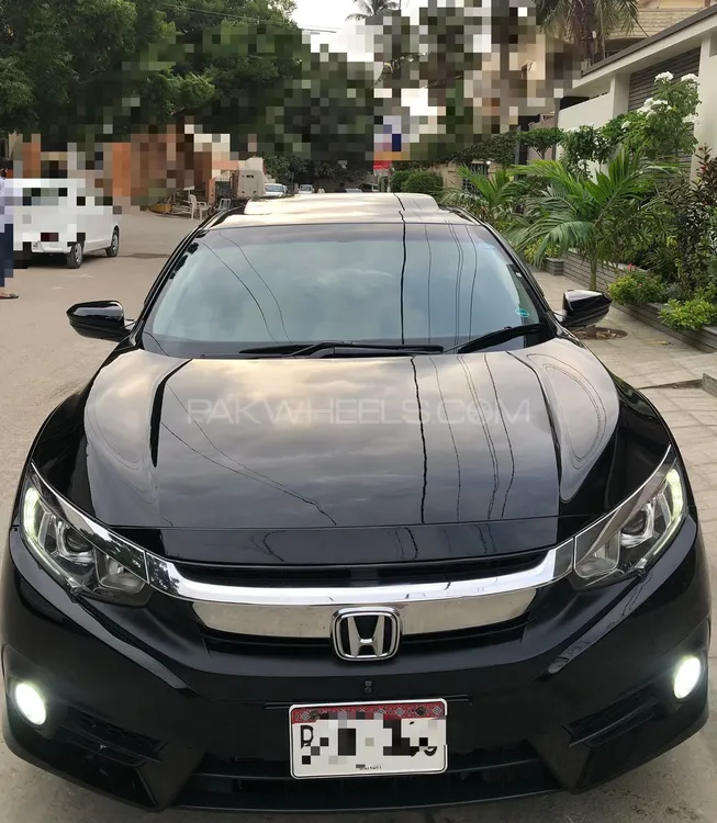 Honda Civic 2017 for Sale in Karachi Image-1