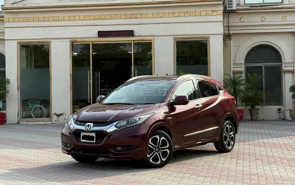 Honda Vezel 2014 for Sale in Islamabad Image-1
