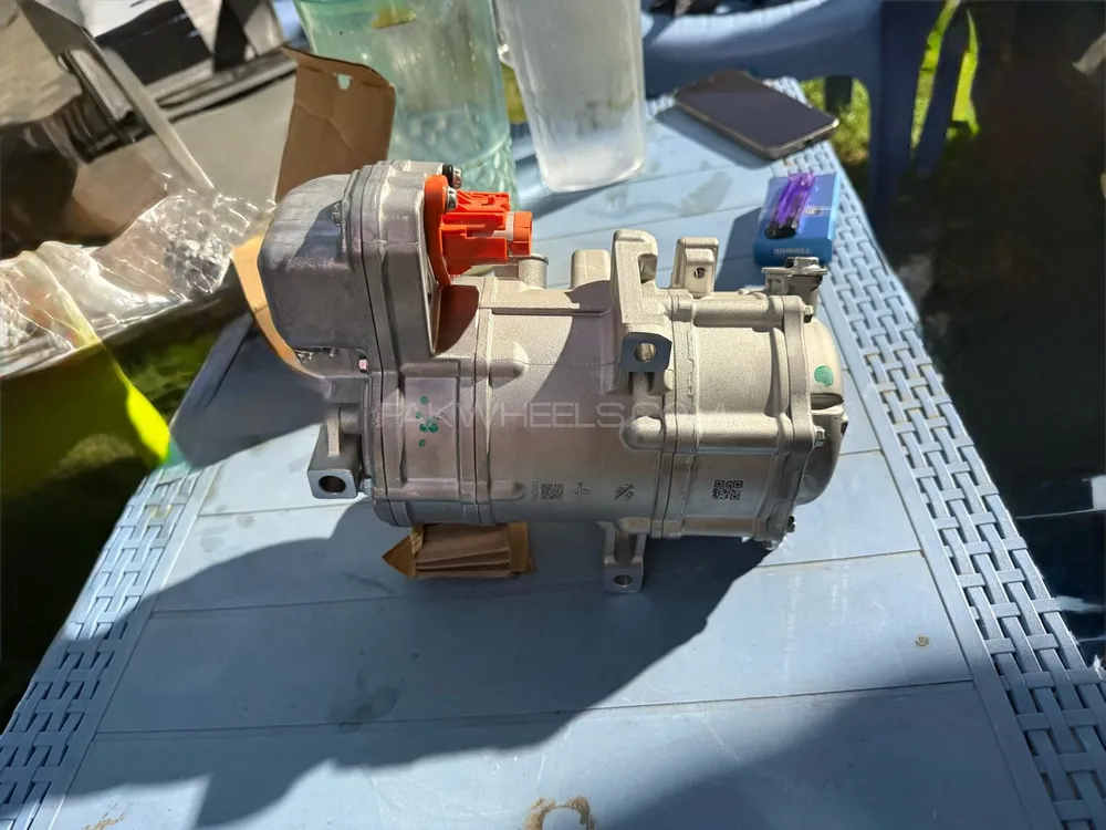 Nissan Note Ac compressor E13 FE13 Image-1