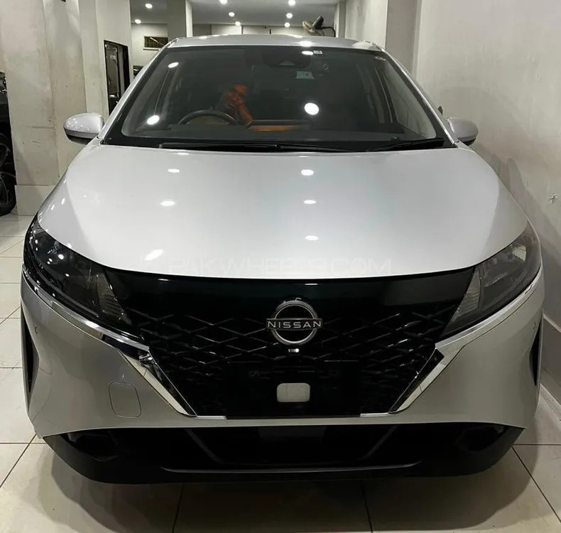 Nissan Note 2021 for Sale in Lahore Image-1