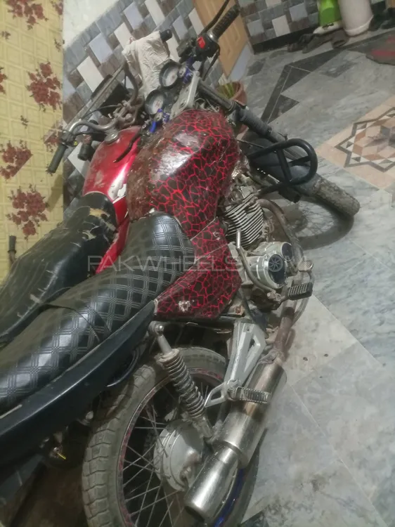 راوی Piaggio Storm 125 2013 for Sale Image-1