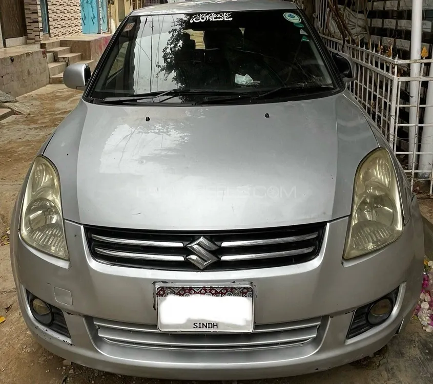 Suzuki Swift 2011 for Sale in Karachi Image-1
