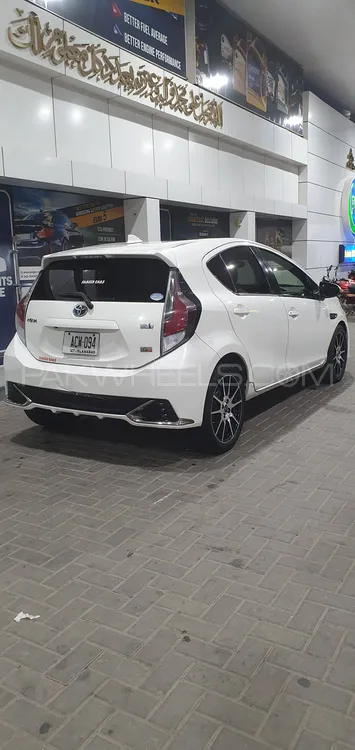Toyota Aqua 2014 for Sale in Lahore Image-1