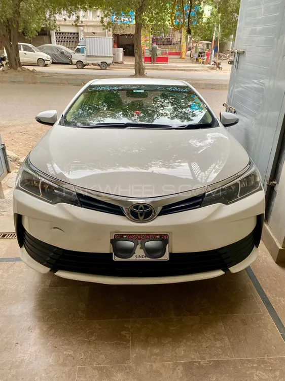 Toyota Corolla 2017 for Sale in Karachi Image-1