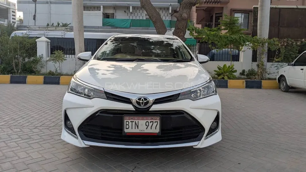Toyota Corolla 2021 for Sale in Karachi Image-1