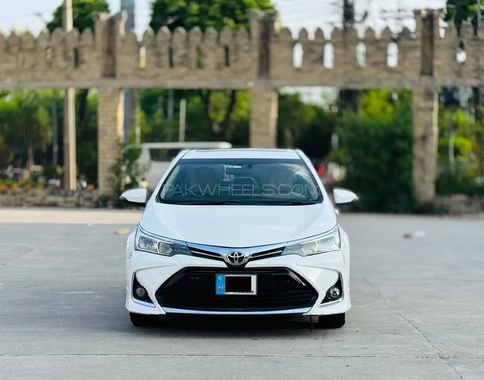 Toyota Corolla 2015 for Sale in Rawalpindi Image-1