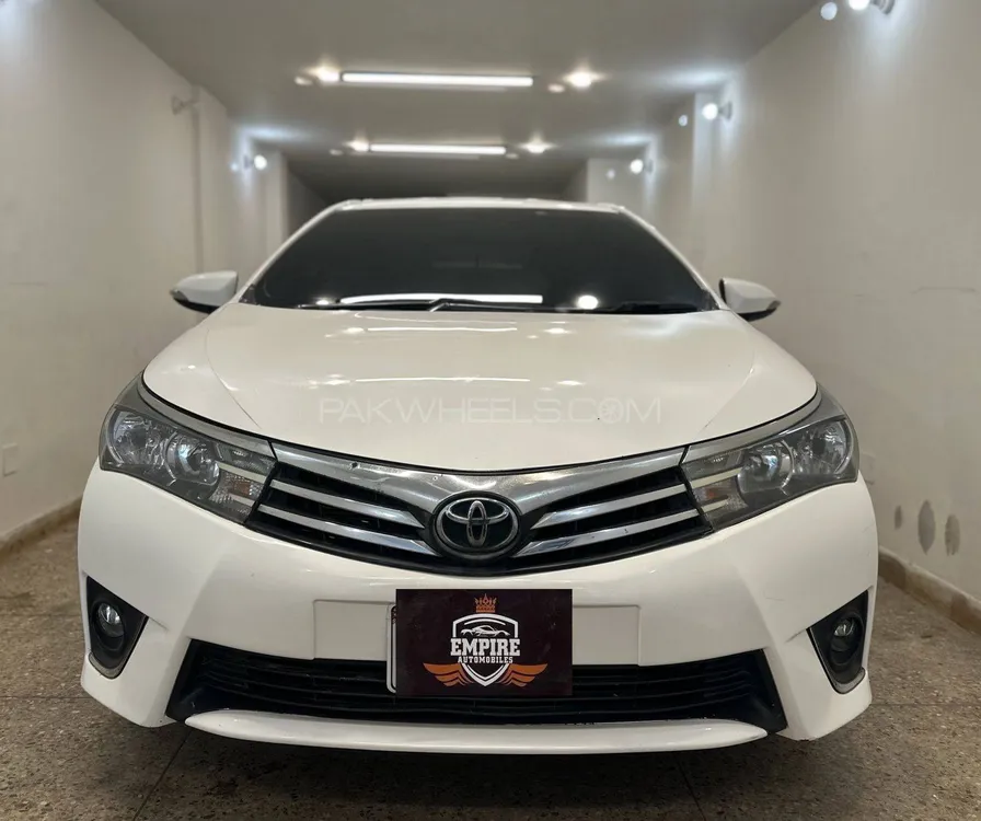 Toyota Corolla 2016 for Sale in Karachi Image-1