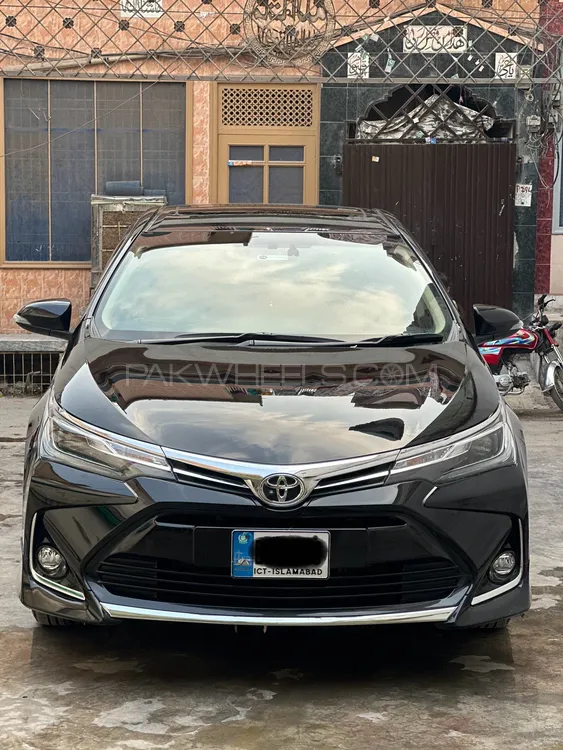 Toyota Corolla 2024 for Sale in Faisalabad Image-1