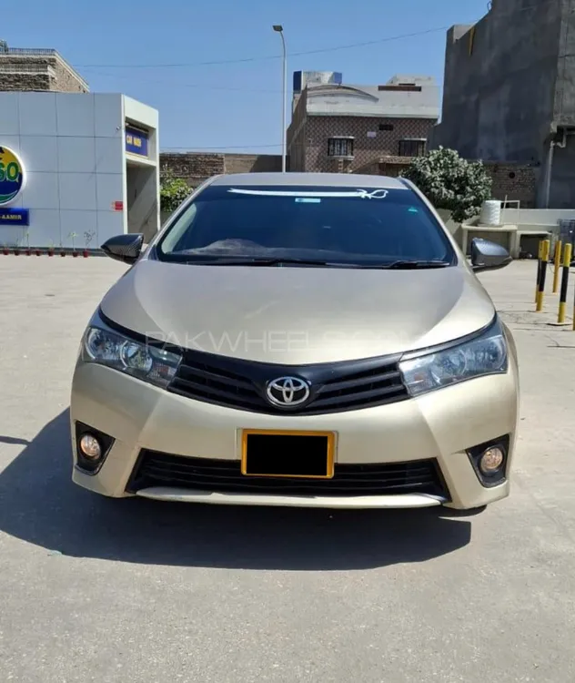 Toyota Corolla 2015 for Sale in Karachi Image-1
