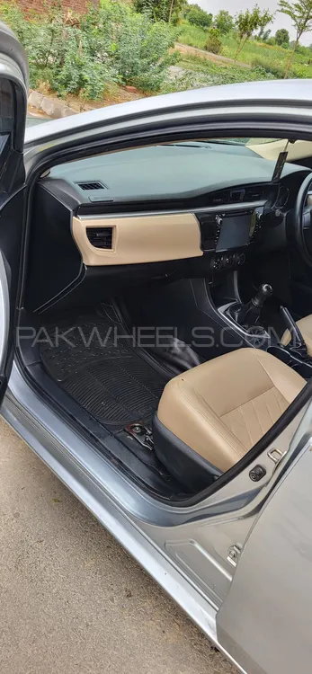 Toyota Corolla 2016 for Sale in Chichawatni Toyota Corolla 2016 for Sale in Chichawatni Image-9