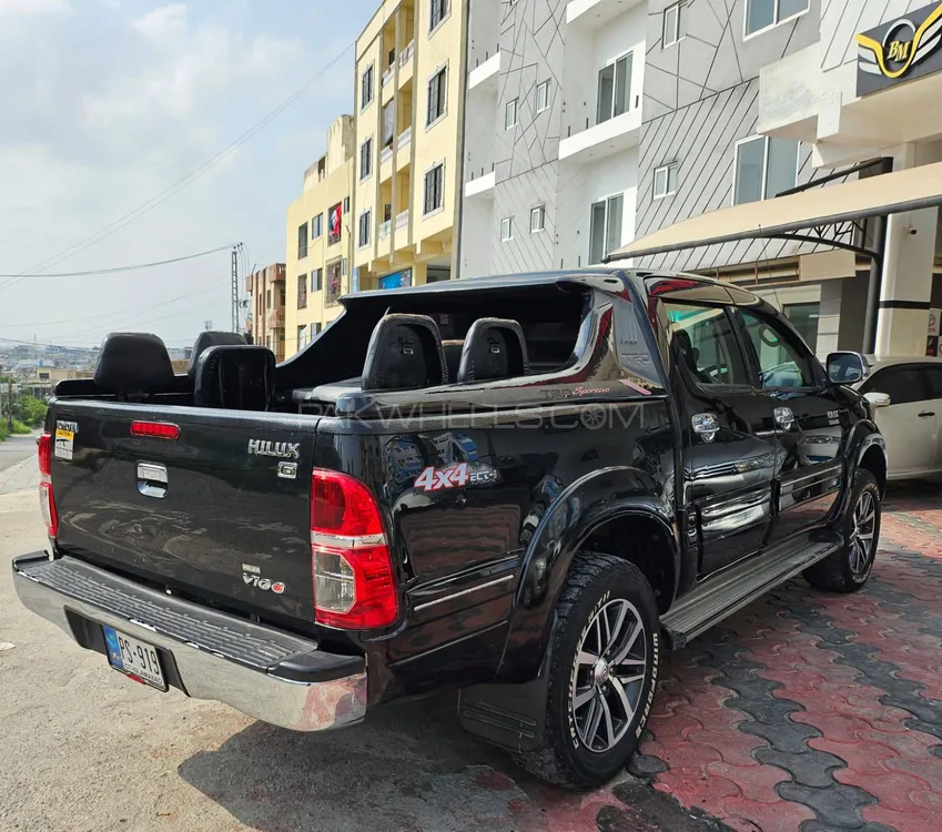 ٹویوٹا ہائیلکس 2010 for Sale in اسلام آباد Image-1