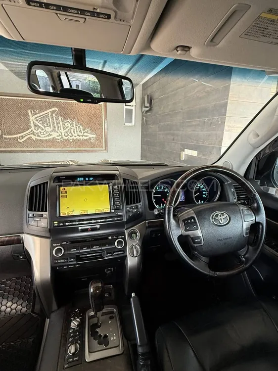 Toyota Land Cruiser 2011 for Sale in Lahore Image-1