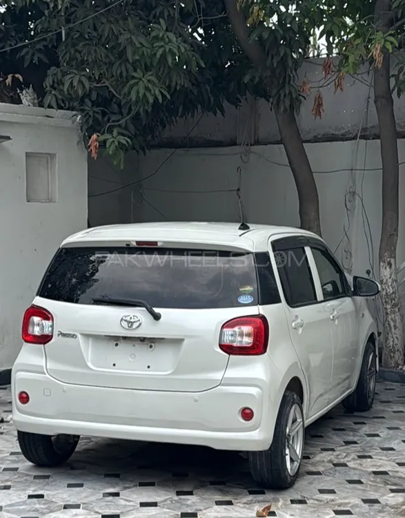 Toyota Passo 2018 for Sale in Peshawar Image-1