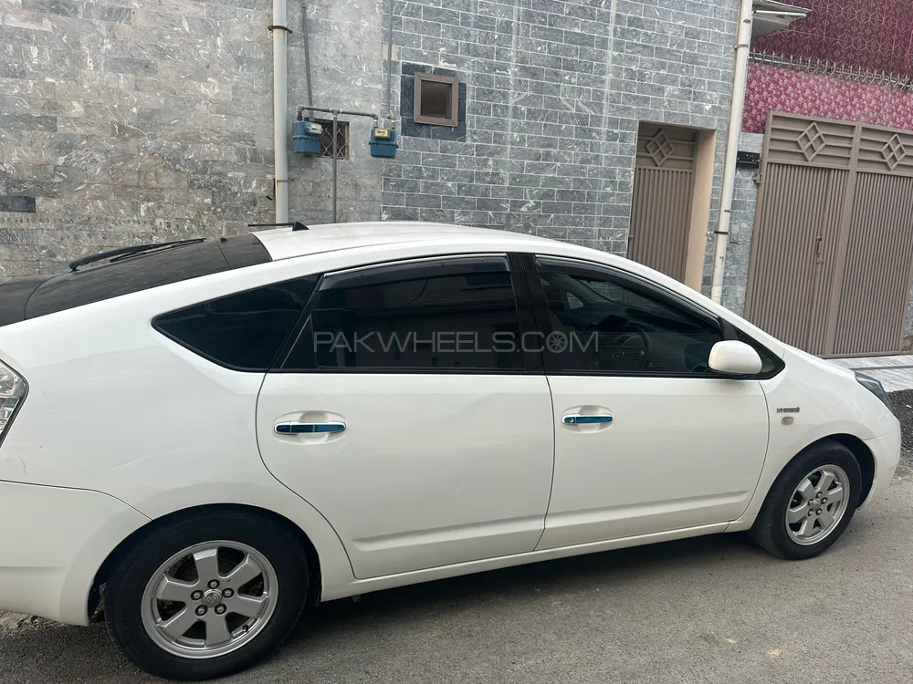 ٹویوٹا پریوس 2010 for Sale in مردان ٹویوٹا پریوس 2010 for Sale in مردان Image-6