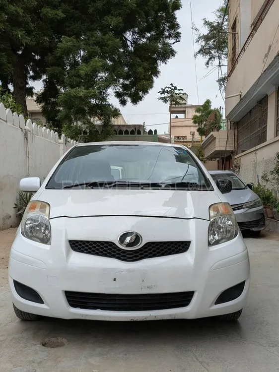 Toyota Vitz 2007 for Sale in Karachi Image-1