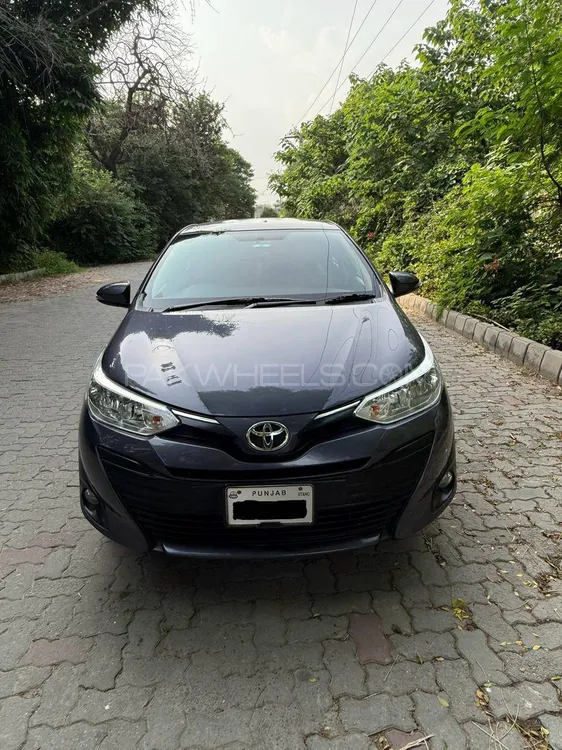 Toyota Yaris Sedan 2020 for Sale in Lahore Image-1