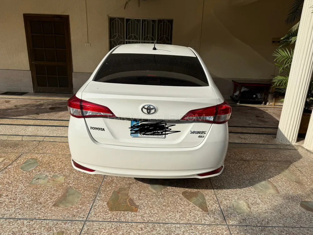 Toyota Yaris Sedan 2021 for Sale in Islamabad Image-1