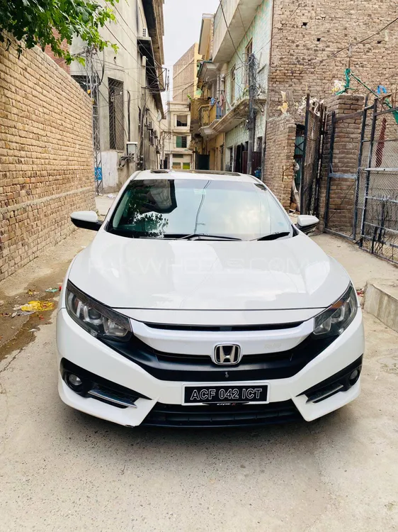 Honda Civic 2017 for Sale in Peshawar Image-1