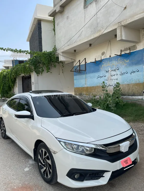 Honda Civic 2018 for Sale in Hyderabad Image-1