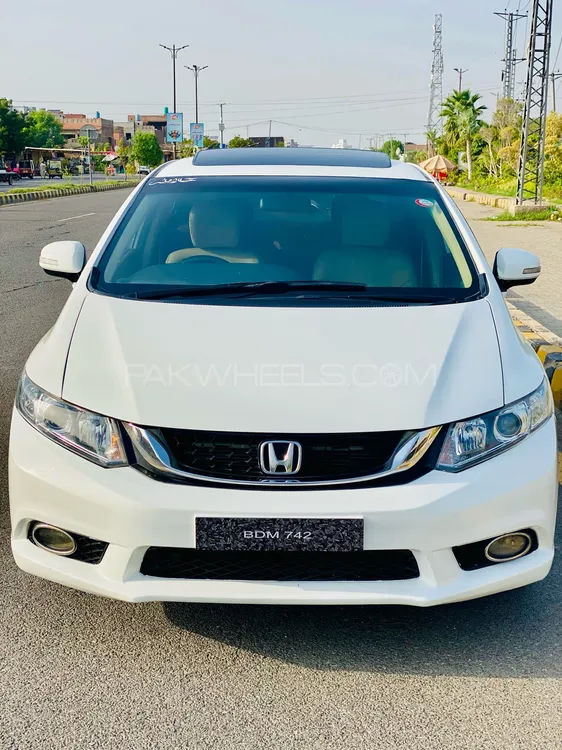 Honda Civic 2015 for Sale in Multan Image-1